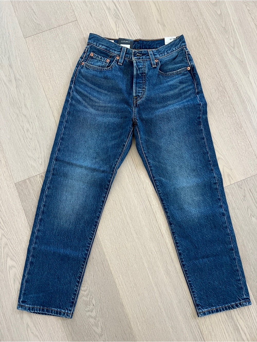 Levi's 501 Cropped Blue Jeans
